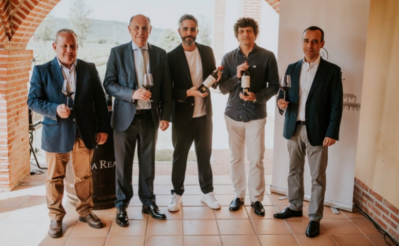 El periodista Roberto Leal presenta la nueva gama de vinos Finca El Empecinado 