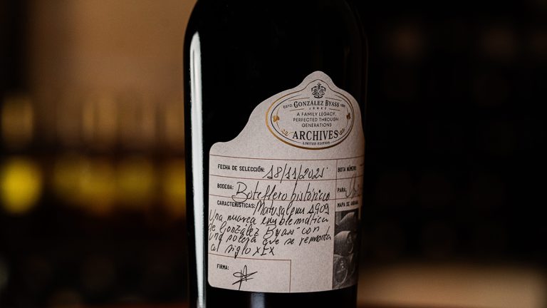 González Byass lleva su botellero histórico a Christie’s